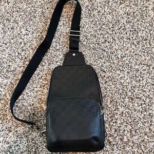 Louis Vuitton Avenue Sling Bag